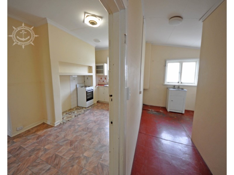 42A Hammad Street, Palmyra WA 6157