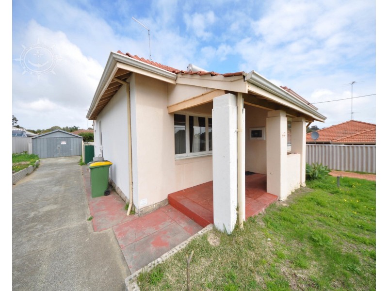 42A Hammad Street, Palmyra WA 6157