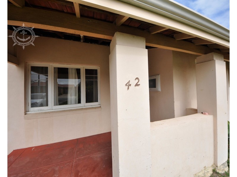 42A Hammad Street, Palmyra WA 6157