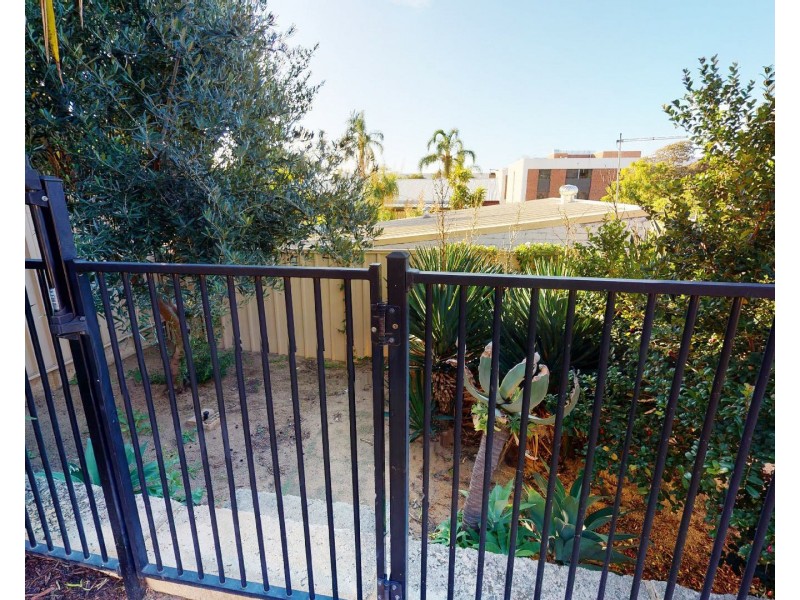 29 Harrison Street, Willagee WA 6156