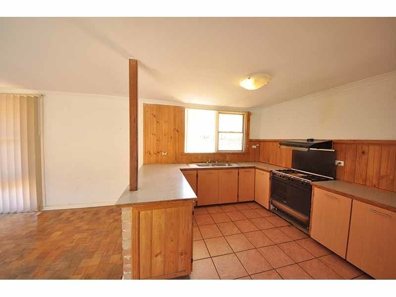 7 Jeffery Street, Beaconsfield WA 6162