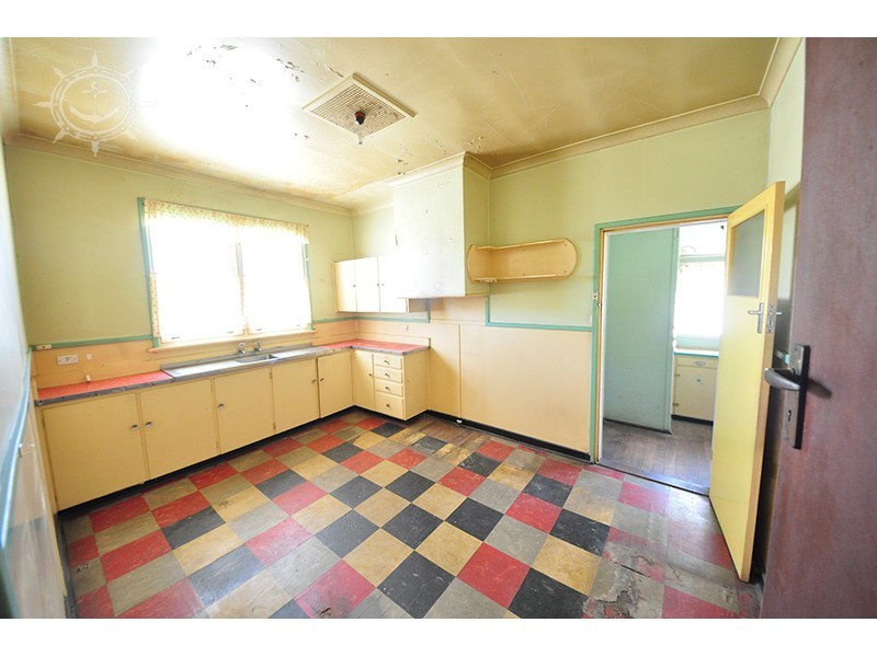 11 Lewington St, Beaconsfield WA 6162