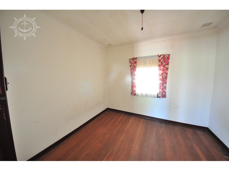 11 Lewington St, Beaconsfield WA 6162