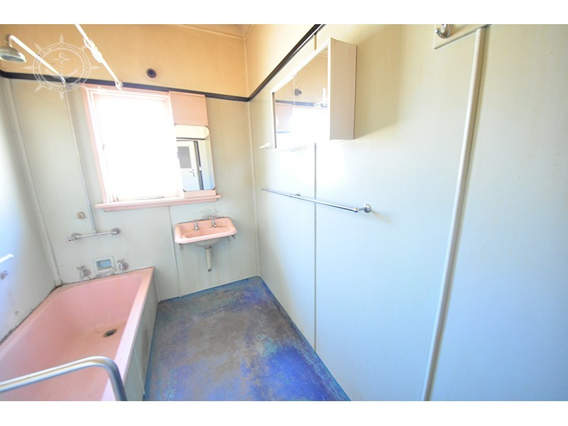 11 Lewington St, Beaconsfield WA 6162