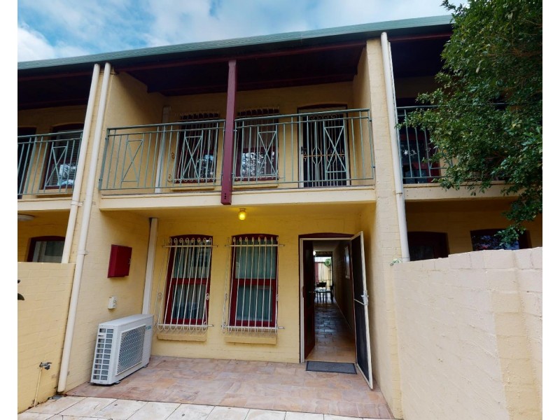 17/7 Norfolk Street, Fremantle WA 6160