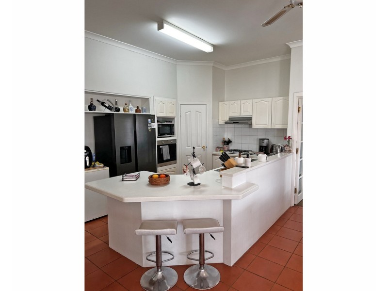 5 Cherniss Court, Success WA 6164