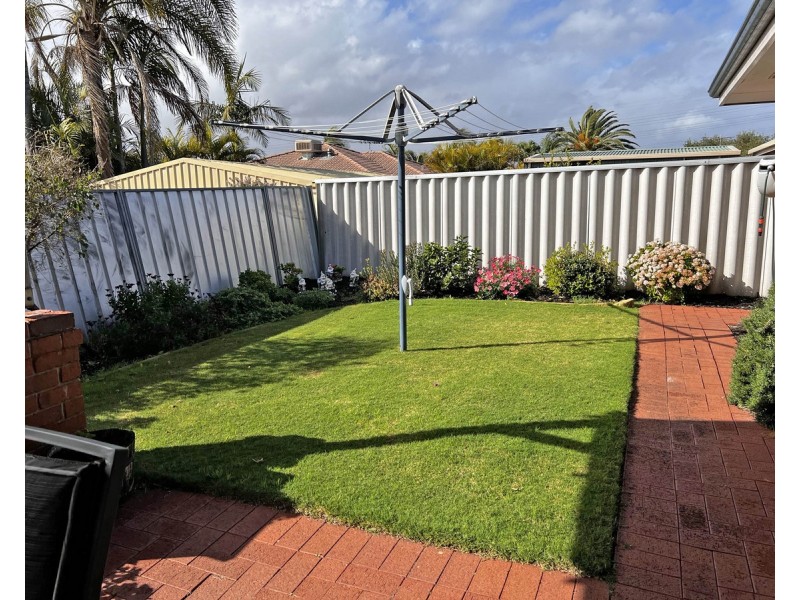 5 Cherniss Court, Success WA 6164