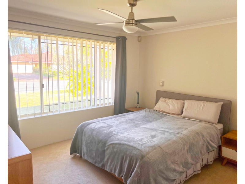 10 Folland Parade, Atwell WA 6164