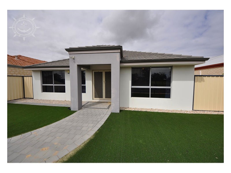 297 Wentworth Parade, Success WA 6164