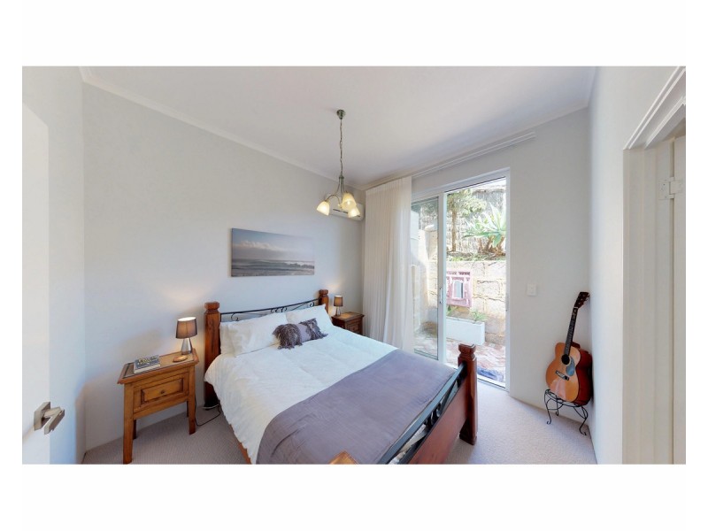 2/74 Preston Point Road, East Fremantle WA 6158