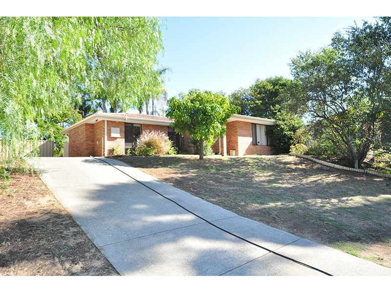 15 Tait Place, Coolbellup WA 6163