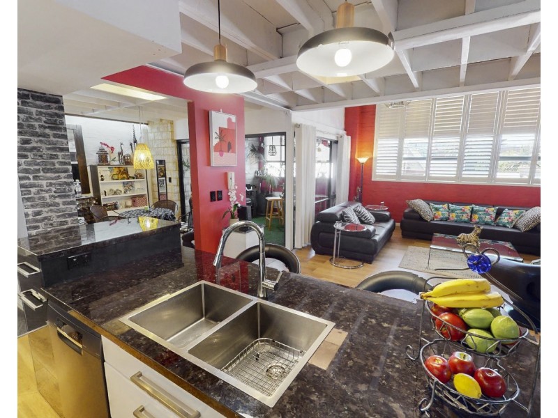 1/13 Cantonment Street, Fremantle WA 6160