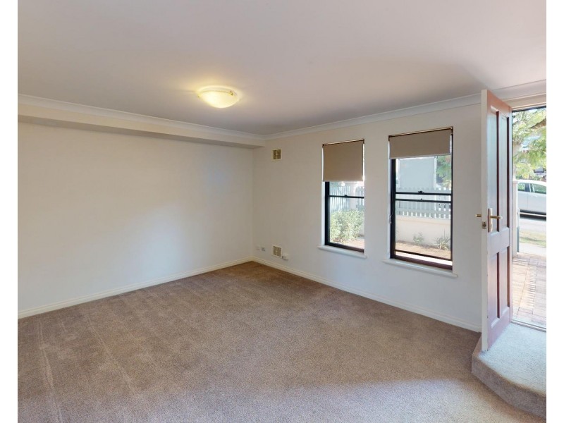 40 Speedy Cheval Street, East Fremantle WA 6158