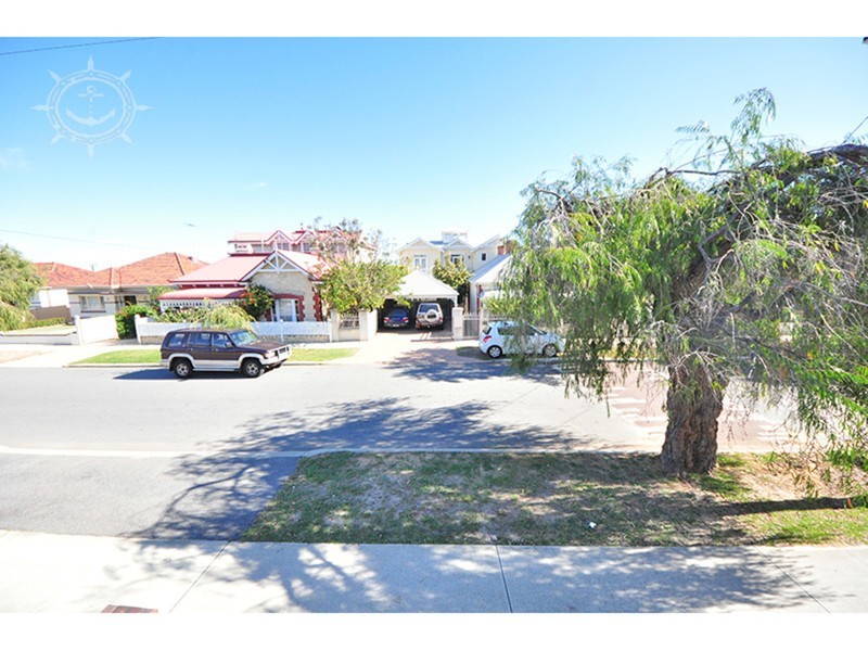 60 Solomon Street, Fremantle WA 6160