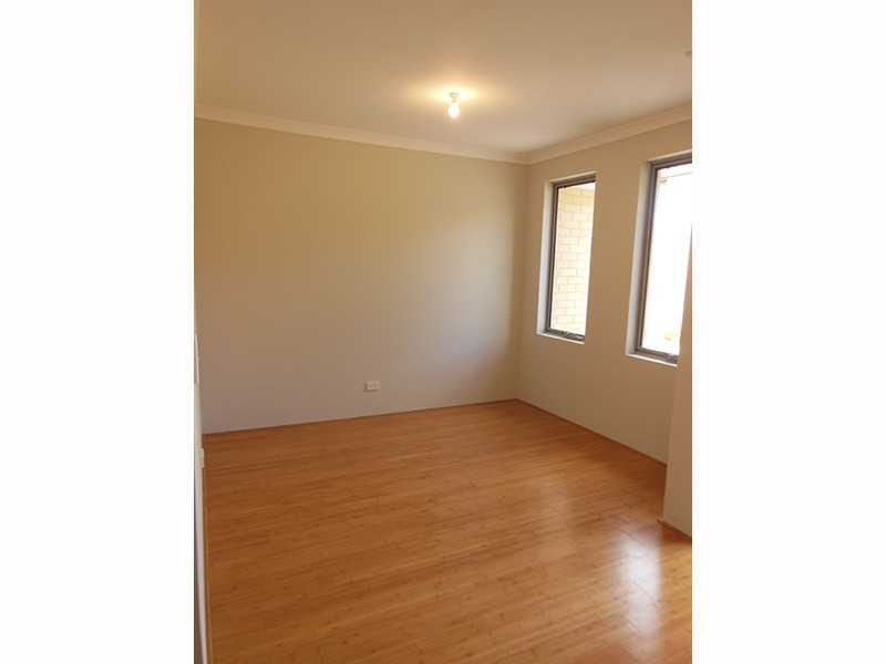 1/70 Davilak Avenue, Hamilton Hill WA 6163