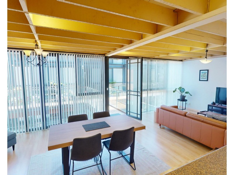 18/13-15 Cantonment Street, Fremantle WA 6160