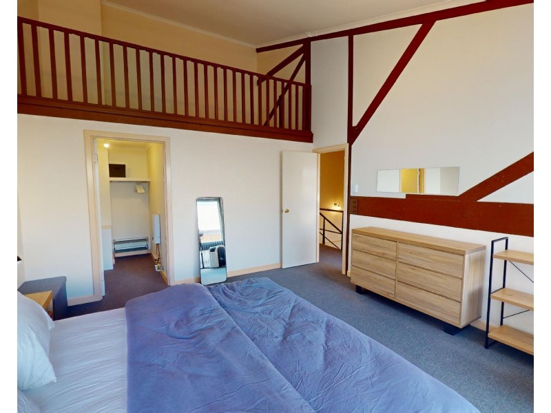 18/13-15 Cantonment Street, Fremantle WA 6160