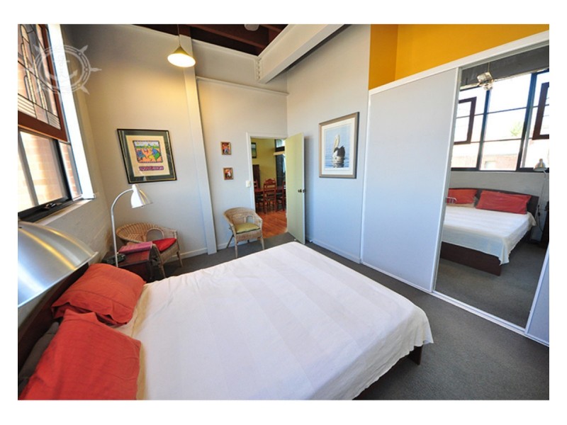 31/13-15 Cantonment Street, Fremantle WA 6160