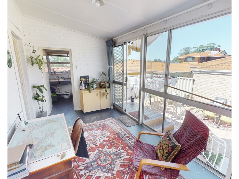39 Simper Crescent, White Gum Valley WA 6162