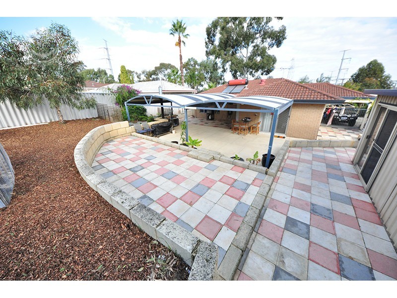 110 Park Way Road, Bibra Lake WA 6163