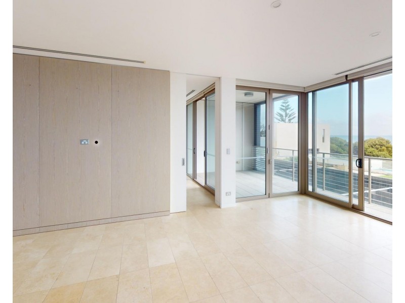 6/21 Ocean Drive, North Coogee WA 6163