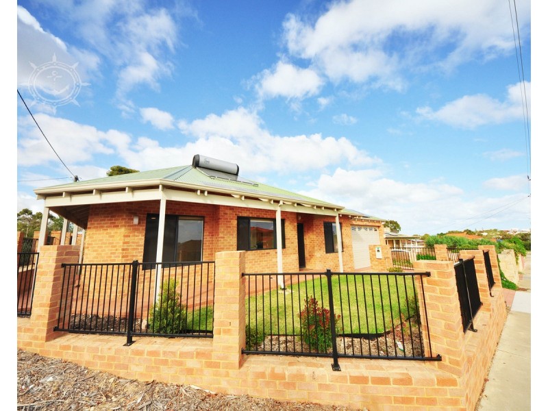 17a Michael Street, Beaconsfield WA 6162