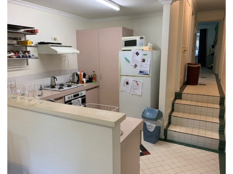 5 Bolton Place, Fremantle WA 6160