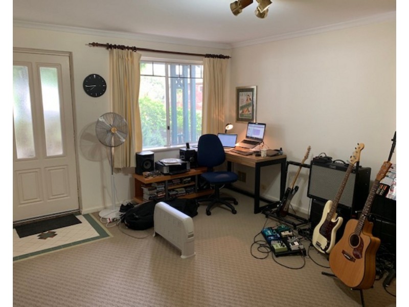 5 Bolton Place, Fremantle WA 6160