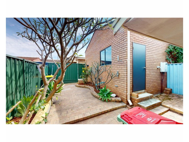 4/182 Holland Street, Fremantle WA 6160