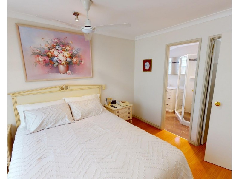 2/19 Geordie Court, Coogee WA 6166