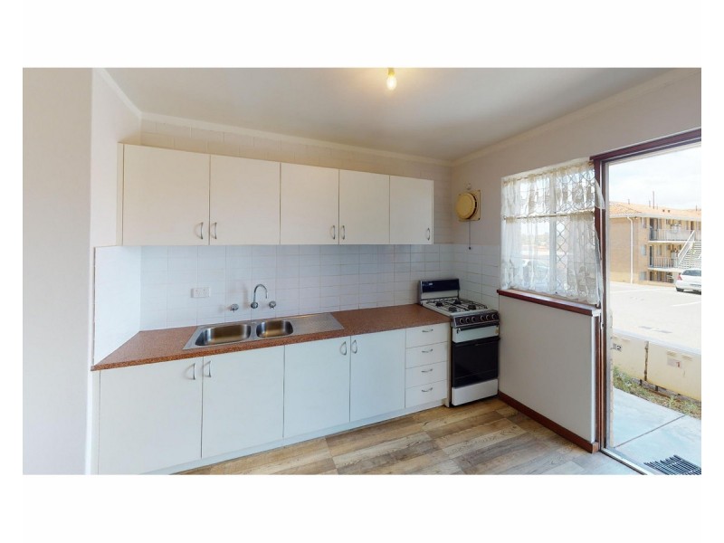 3/83 Phoenix Road, Spearwood WA 6163