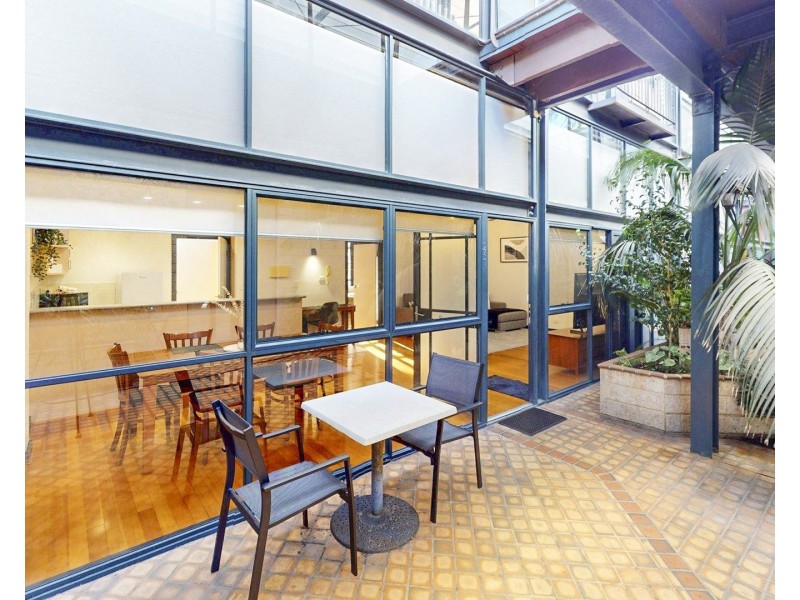 25/13-15 Cantonment Street, Fremantle WA 6160