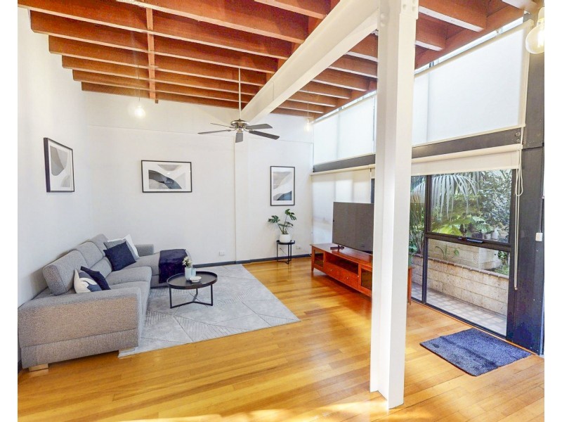 25/13-15 Cantonment Street, Fremantle WA 6160