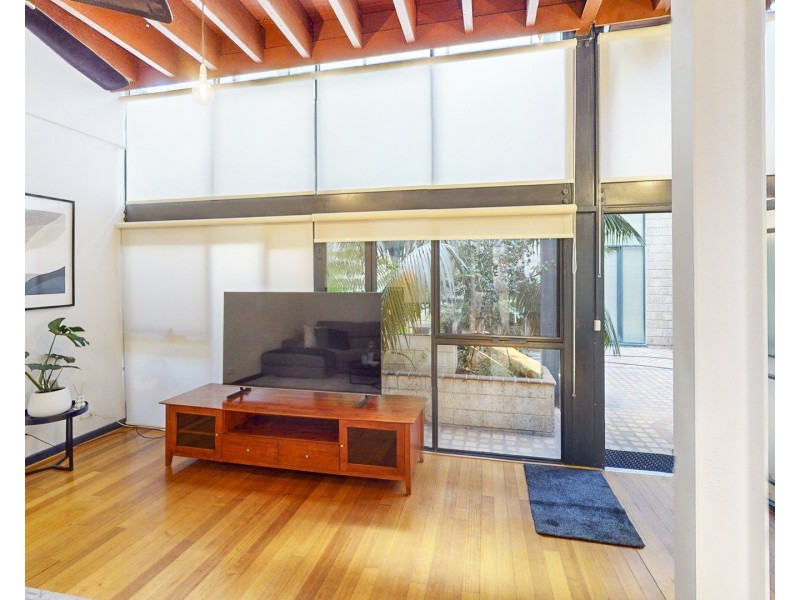 25/13-15 Cantonment Street, Fremantle WA 6160