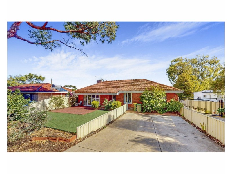 10b Woodley Crescent, Melville WA 6156
