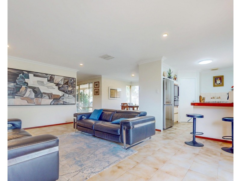 100 Aitken Drive, Winthrop WA 6150