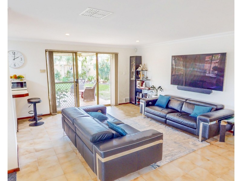 100 Aitken Drive, Winthrop WA 6150