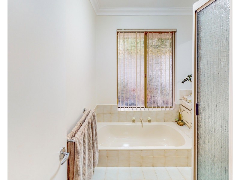 100 Aitken Drive, Winthrop WA 6150