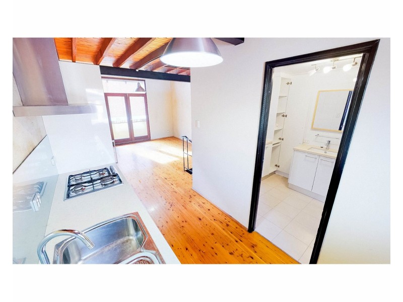 10/7-11 Leake Street, Fremantle WA 6160