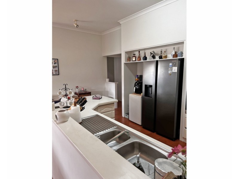 5 Cherniss Court, Success WA 6164