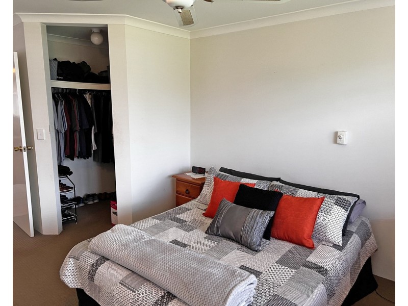 5 Cherniss Court, Success WA 6164