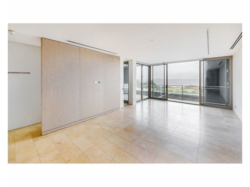 6/21 Ocean Drive, North Coogee WA 6163