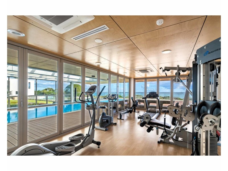 6/21 Ocean Drive, North Coogee WA 6163
