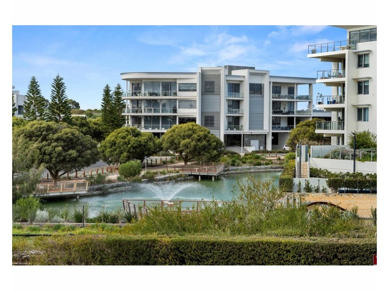6/21 Ocean Drive, North Coogee WA 6163