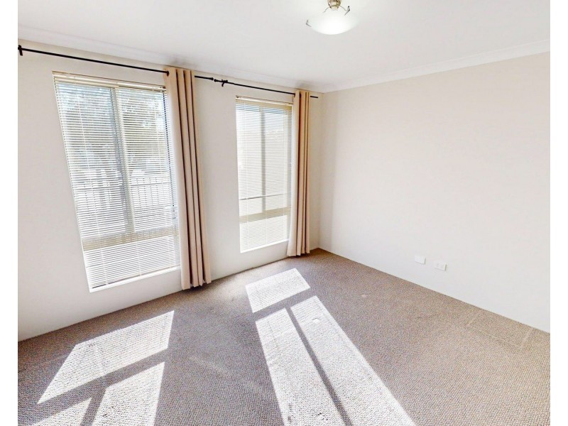52 Gaebler Road, Hammond Park WA 6164
