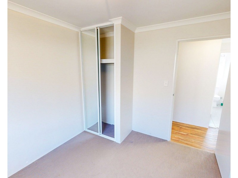 52 Gaebler Road, Hammond Park WA 6164