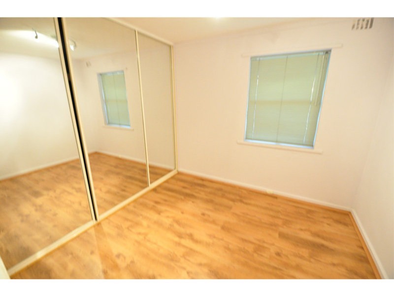 5/2 Pengilly Road, Orelia WA 6167