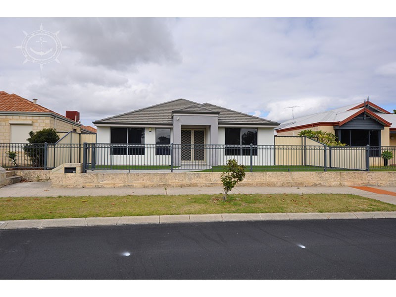 297 Wentworth Parade, Success WA 6164