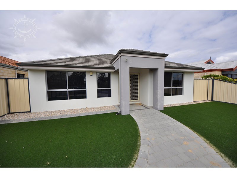 297 Wentworth Parade, Success WA 6164