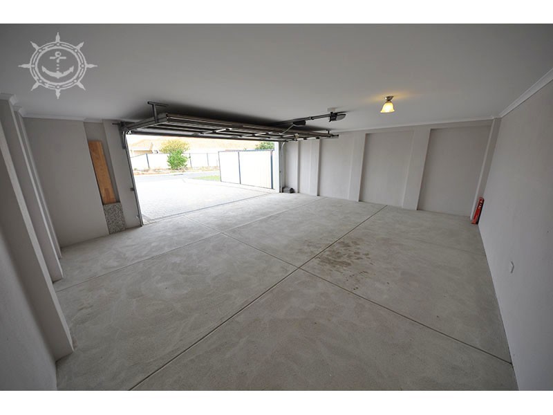297 Wentworth Parade, Success WA 6164